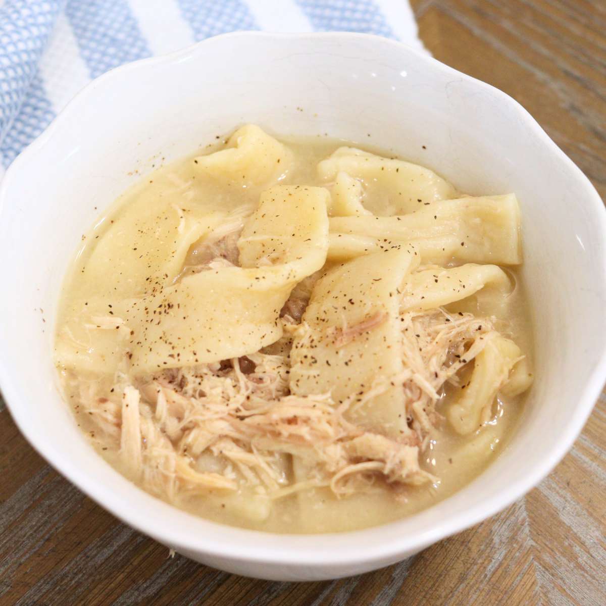 Old Fashioned Chicken and Dumplings (Easy Recipe)