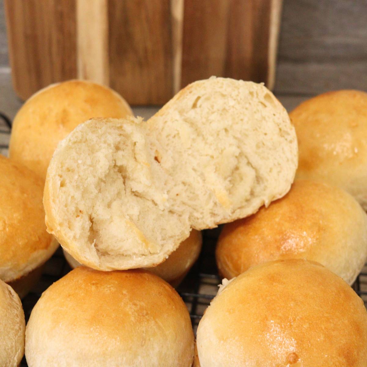 Easy Dairy Free Dinner Rolls from Scratch